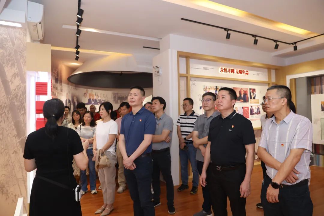 总院党委组织党员干部参观庄世平博物馆